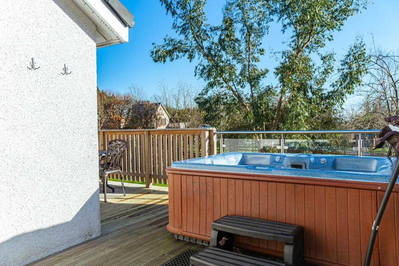 Sparrowhawk Cottage With Hot Tub Newton Stewart Zewnętrze zdjęcie